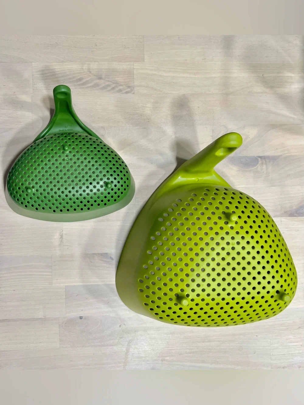 Joseph Joseph Nesting 2-Piece Colander Set - Lime Green